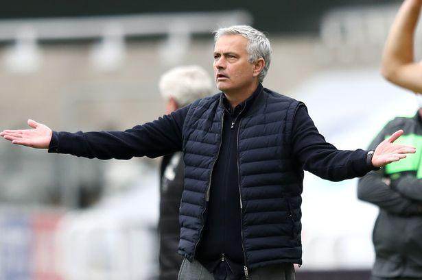 bob半岛体育官方网站-穆帅：有些失误算不上失误 因为这与球员能力有关